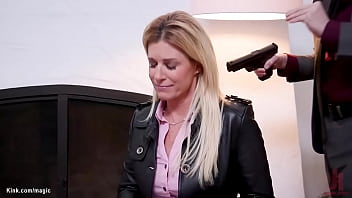 Smuggler Bf Fucking Gfs Milf Stepmom