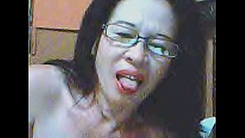 Filipina Plays On Webcam