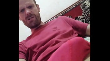 Põe Pra Fora Do Shorts E Chupa