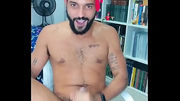 Jerking Off In My Boyfriend’ Room