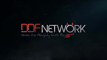 A Hairy Beaver Debut – Au Natural Teen Twat Gets Fucked