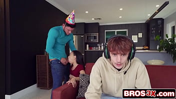 Pretty Asian Girlfriend Fucks Behind Her Loser Boyfriend' Back - Kimmy Kimm