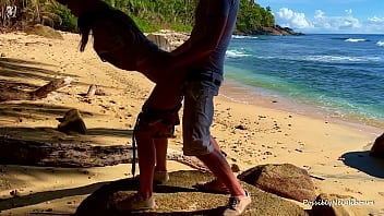 Fucking Paradise – Outdoor Sex In A Heavenly Place