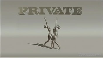 ⁣Jemstone Gets Screwed On A Beach Before Getting A Pearl Necklace