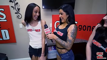 Licking Pussy For A Tattoo