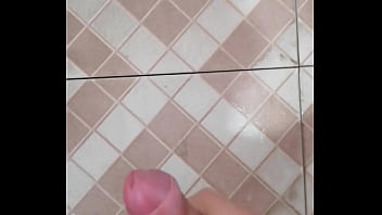 Sacando Mucha Leche Para Ti