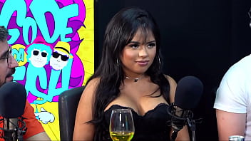 Geovanna Paes Dando Gostoso Na Escola Para O Pirocudo