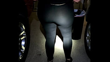 Neighbor Wife Flash Ass – Nypolydreams