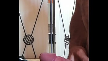 Lo Spacca Noci Di Stewe