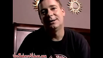 Athletic Amateur Receives Blowjob From Mature Homosexual