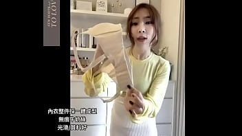 4 Videos De Sexys Modelos Koreanas Mostrando Su Sexy Cuerpo Con Ropa Interior (640p)