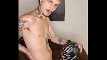 Meti A Pica No Casado Mascarado