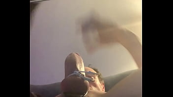 Infamous Adore Se Faire Jouir Dans Le Salon.