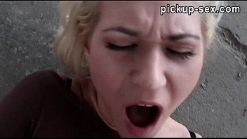 Sexy Amateur Eurobabe Linda Ray Screwed Up For Some Cash