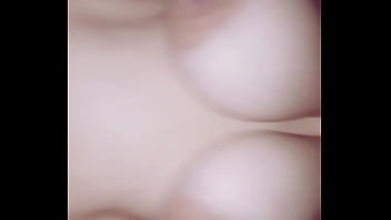 Mis Gomas Rebotando Mientras Monto Rica Pija