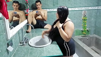 1 Parte Follo El Co_o De Mi Hermanastra Antes Que Se Valla De Rumba Con Sus Amigas