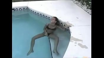 Amateur Teen Taped Masturbating In The Swimming Pool - Free Videos Adult Sex Tube - Nonk Tube