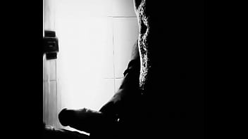 Frotandome Con Dildo