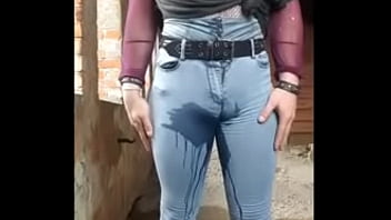 Piss Trans Solo Pee Kiara