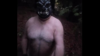 Public, Pissing, Piss, Forest, Woods, Trail, Werewolf – Pissing – 2025 – Incredible – Performance – Video 1321639