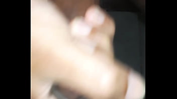 Masturbação No Banheiro E Orgasmo