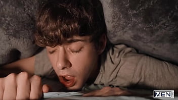 (joey Mills) Seduces His Roommate (finn Harding, Troye Dean) And He Successfully Made Them Cum On Him – – Follow And Watch Joey Mills At