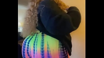 Good Girl Wiggles Her Big Fat Butt So Daddy Can Jerk To Her.