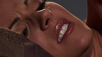 Samantha Ryan Get A Stron Orgasm Palyng With Her Vibrator