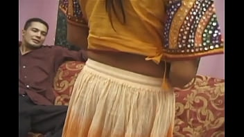 Arab Cavita Blowjob A Big Dick And Fucking Threesome