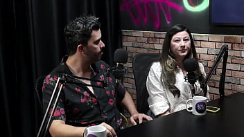 Ela Ficou Dando Pra Todos Os Amigos Dele, E Ele Confessou Que Traiu Ela 5x – Bella Mantovani E O Fera