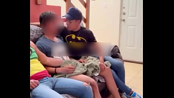 Hetero Me Entrega El Culito A Cambio De Un Apple Watch