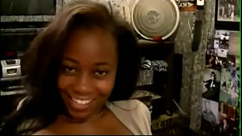 Ebony Babe Meets Maxxx Loadz Xxx