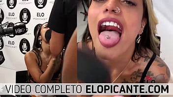 A Lizzy Le Gusta Que Le Peguen En La Cola