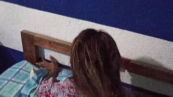 Cogiendo A Mi Esclava Mientras El Marido Trabaja