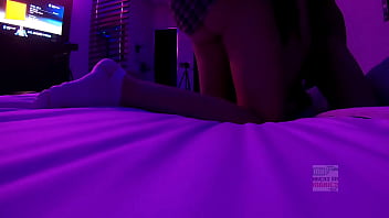 Trio Con Dos Bellas Teens Vestidades Con Su Uniforme Del Cole, Al Final Les Aviento Leche En Su Carita 1