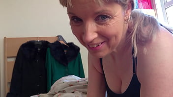 Bettie Blowjob Series – Episode 20 Trailer: Upskirt/thick Tights Special