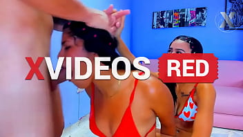 I Have A Threesome With My Secretaries In My Office And They Eat All My Cock