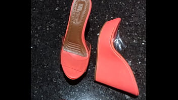 Gozada No Tamanco Laranja Da Amiga