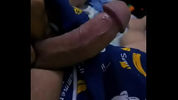 Mostrando Mi Bulto Y Mi Polla Debajo De Mis Shores. Disfrute De Mi Pene…