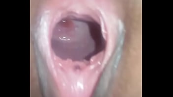 как вам наша дырочка? Алекса любит так показывать