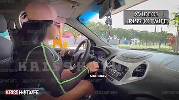 Me Exibi Com Blusa Totalmente Transparente Para Desconhecidos No Posto De Gasolina