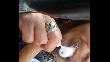 Me Sube A Su Carro Y Lo Hago Venir Con Garganta Profunda