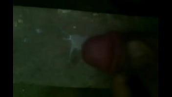 ⁣Hombre Masturbandose Full Semen