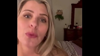 De Rankin Amateur Milf Bra And Tits Try On… Massive Cougar Tis And Nipples For You