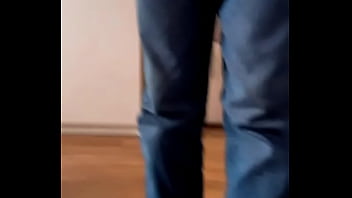 Peeing In My Pants – wetting-pants, wetting-floor, peeing-in-my-pants, peeing-in-sleeping-room – Video 772563