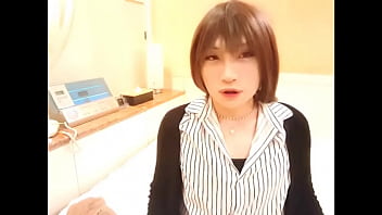 With A Man I Met Up With On A Message Board. I Went To A Hotel In Shinjuku He Sprayed Cum On My Anus.