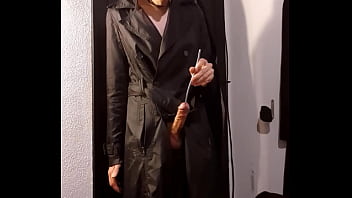 The Thief And His Weapon!