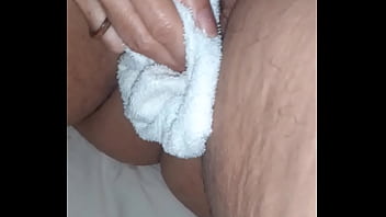 Esposa Limpando A Porra Da Buceta