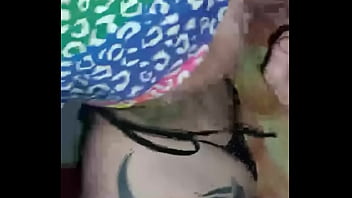 Amiga Cross Tragar Leche Y Sigue Chupando Sin Parar