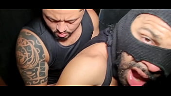 O Bela Mascarado Me Chamou Dentro Da Cabine Do Sexo Para Trepar Com Ele E O Tiago, Soquei Gostoso Até Sair Leitinho Do Pau – Full On Red